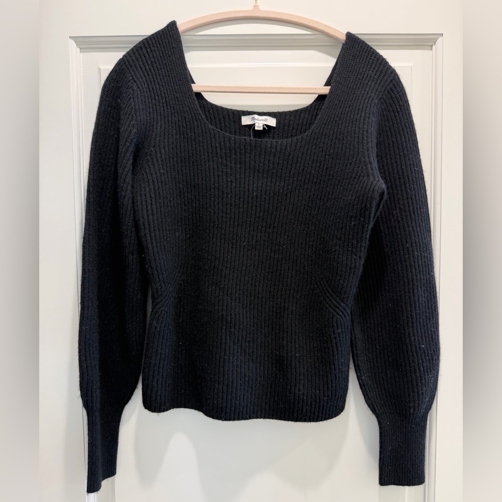 Madewell Sweater (black) - Size Small (NWT)